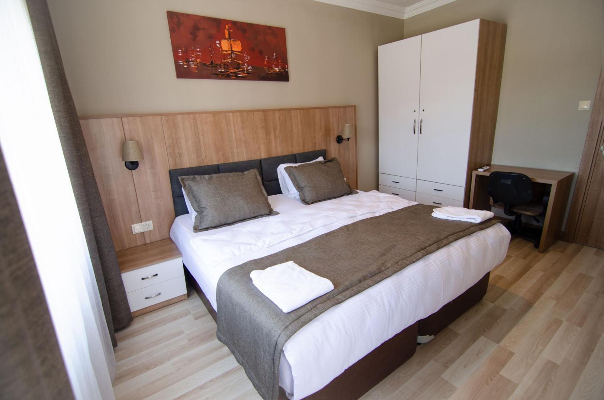 ترابزون Nova Suite Residence الغرفة الصورة